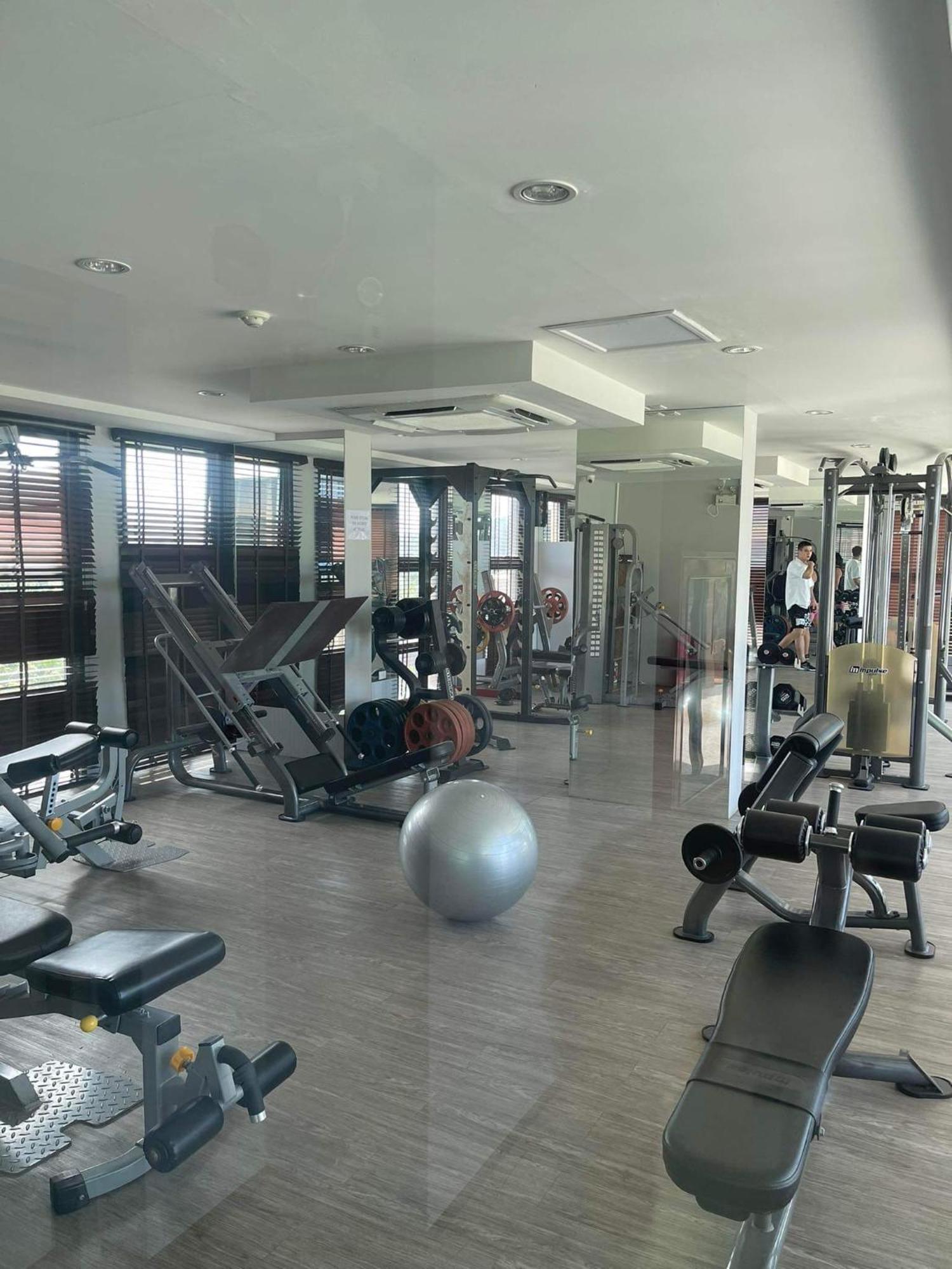 Apartament 6Th Avenue Surin By Win217 Ban Lum Fuang Zewnętrze zdjęcie